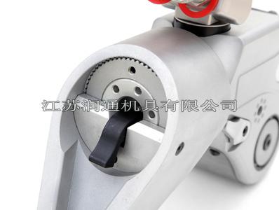 QDNJ系列驅(qū)動(dòng)式液壓扭矩扳手